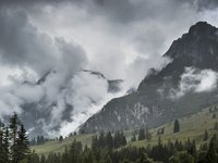 Verdeckter Blick vom Troiboden zur Mandlwand.