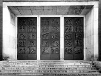 Bronzeportal, 1953