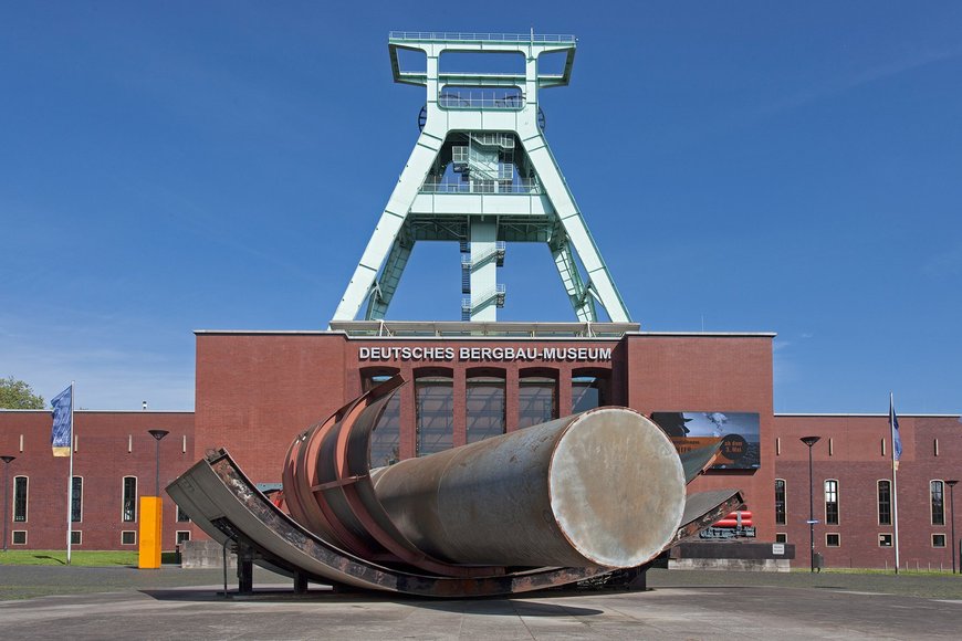 Außenansicht Deutsches Bergbau-Museum Bochum © Karlheinz Jardner